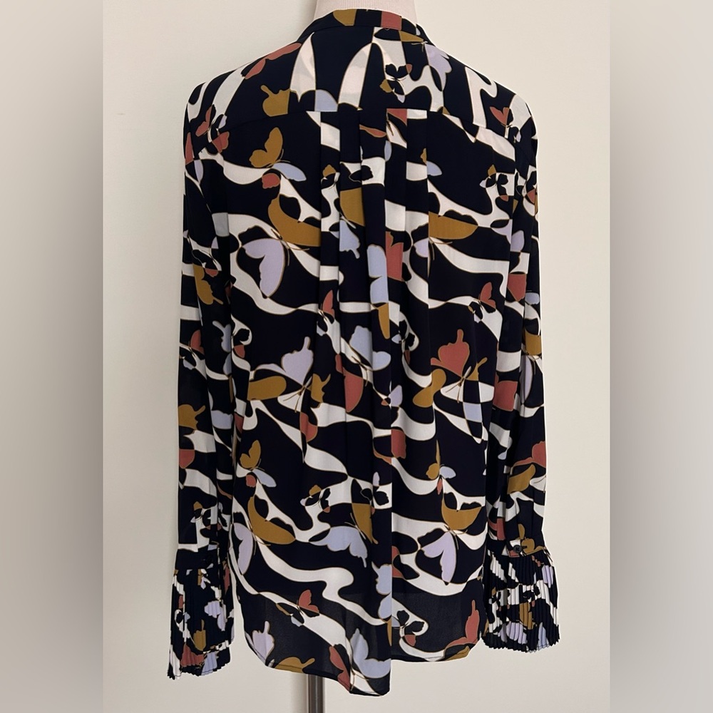 ANN TAYLOR Navy Butterfly Print Blouse with Bell Sleeves ~ Size XS - Picture 3 of 5